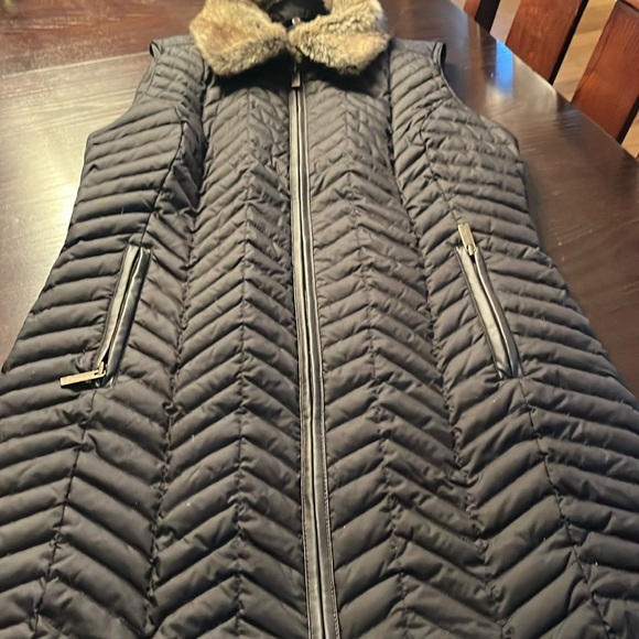 Eddie Bauer Jackets & Blazers - Down eddie Bauer jacket